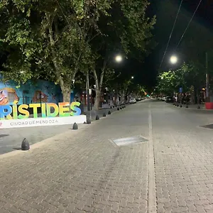 https://malbec-aristides.hotelsmendoza.com
